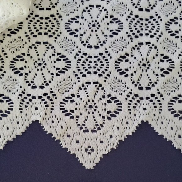 vintage Other - Elegant White Lace Valance Panel 58 in W x 24 in L